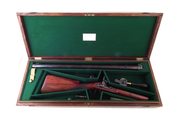 Arthur Smith 4 bore rifle in case